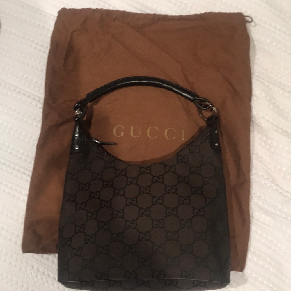 New Gucci shoulder zip top brown nylon hobo bag/